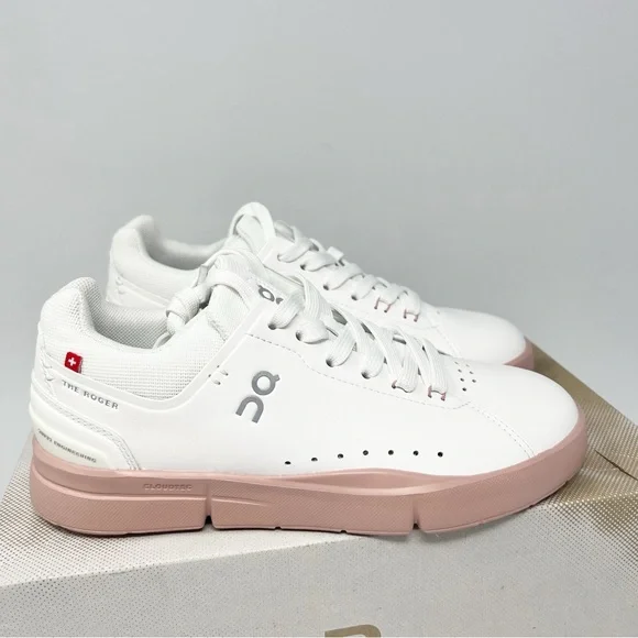On Running The Roger Advantage Sneaker
Size 5 NEW! - Picture 1 of 7